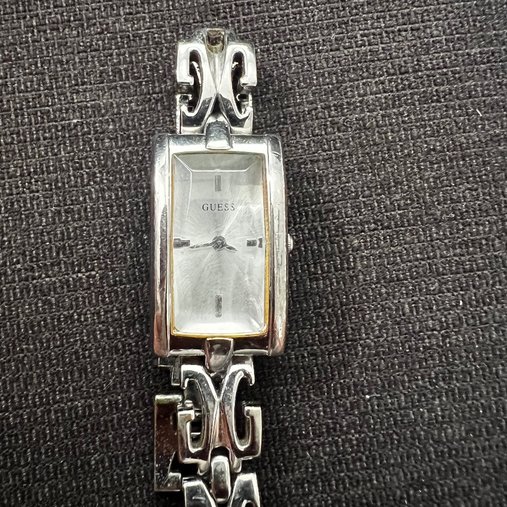 Ladies Guess Bracelet Watch
